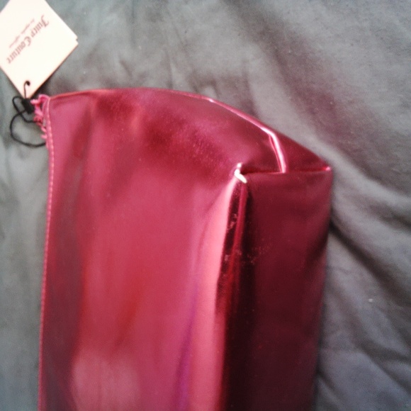 Juicy Couture Metallic Pink Cosmetic Bag - Picture 2 of 2